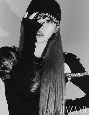 Harper’s Bazaar (2021)